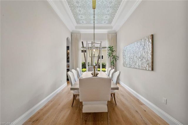 28622 La Caille DR, Naples, FL 34119