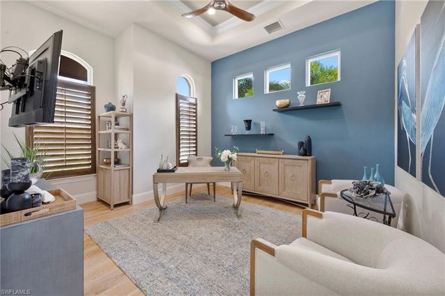 28622 La Caille DR, Naples, FL 34119