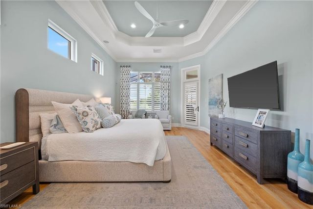 28622 La Caille DR, Naples, FL 34119