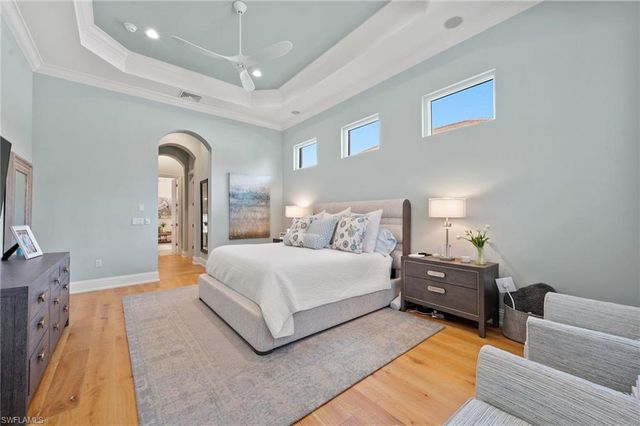 28622 La Caille DR, Naples, FL 34119