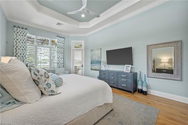 28622 La Caille DR, Naples, FL 34119