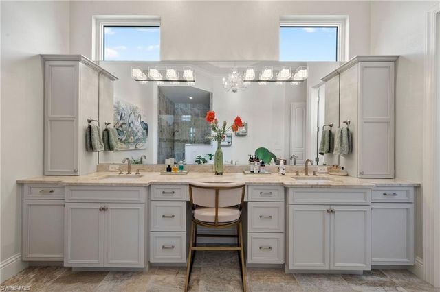 28622 La Caille DR, Naples, FL 34119