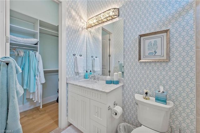 28622 La Caille DR, Naples, FL 34119