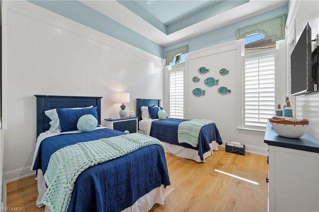 28622 La Caille DR, Naples, FL 34119