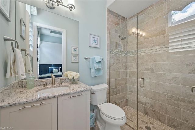 28622 La Caille DR, Naples, FL 34119