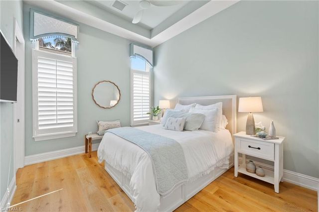 28622 La Caille DR, Naples, FL 34119