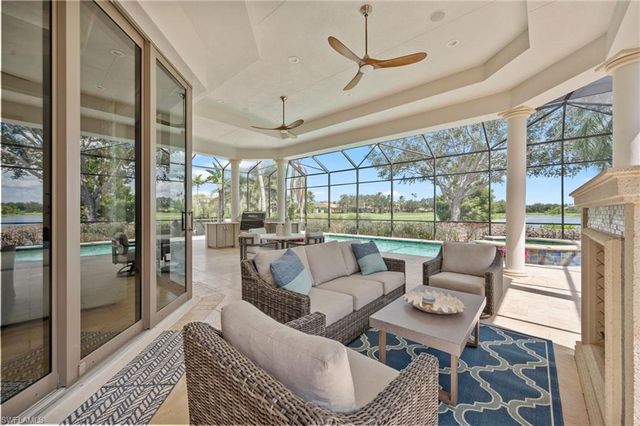 28622 La Caille DR, Naples, FL 34119