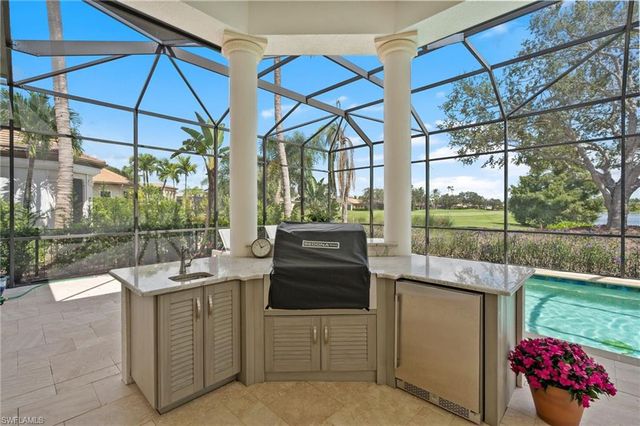 28622 La Caille DR, Naples, FL 34119