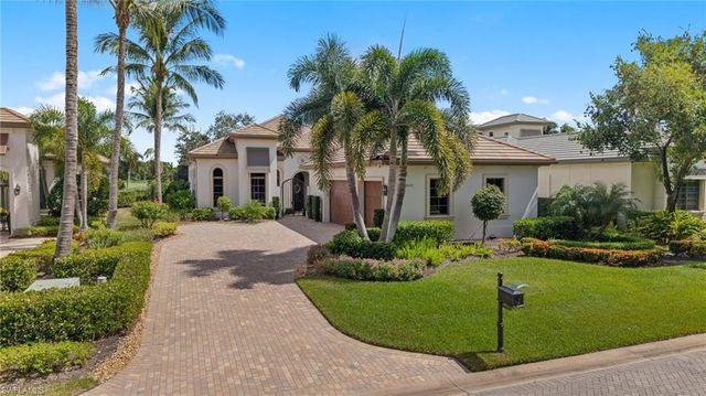 28622 La Caille DR, Naples, FL 34119