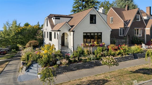 3302 E Pine Street, Seattle, WA 98122