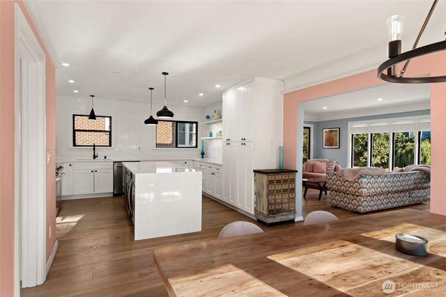 3302 E Pine Street, Seattle, WA 98122