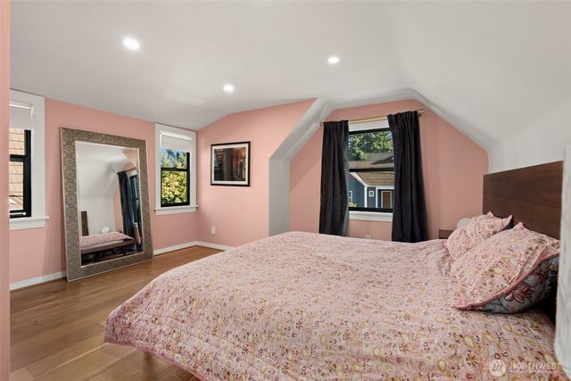 3302 E Pine Street, Seattle, WA 98122