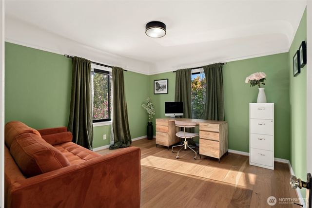 3302 E Pine Street, Seattle, WA 98122