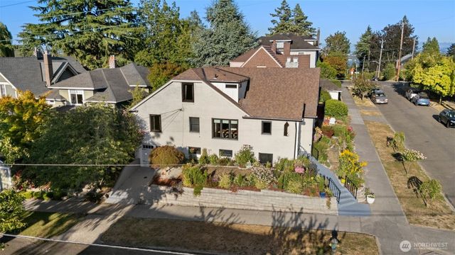 3302 E Pine Street, Seattle, WA 98122
