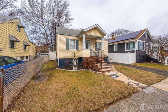 78 Spring Street, Woodbridge Proper, NJ 07095