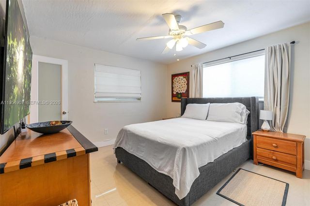 8761 Ridgeland Dr, Cutler Bay, FL 33157