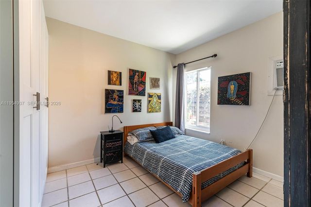 8761 Ridgeland Dr, Cutler Bay, FL 33157