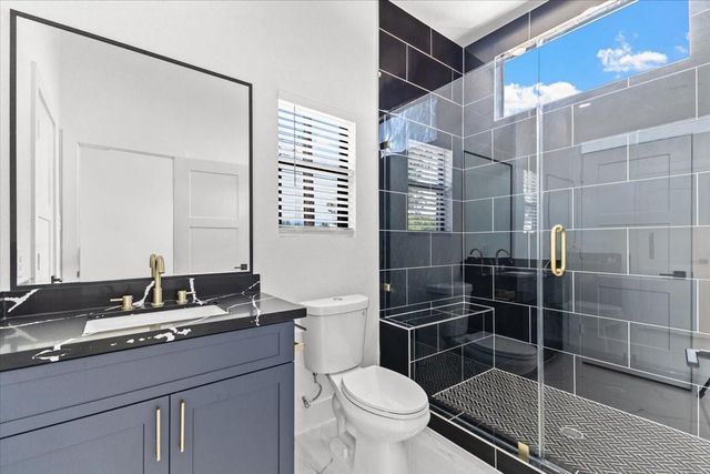 5110 Longmeadow Street B, Houston, TX 77033