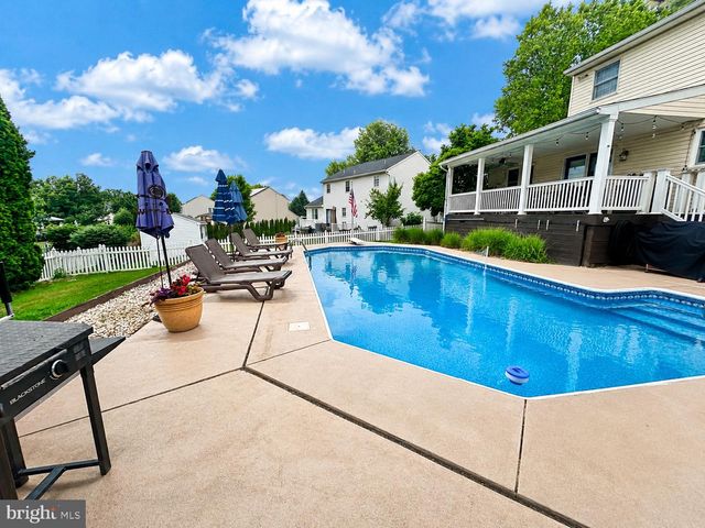 9 N BUTTERFLY DRIVE, Myerstown, PA 17067