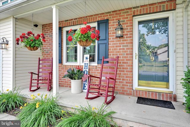 9 N BUTTERFLY DRIVE, Myerstown, PA 17067