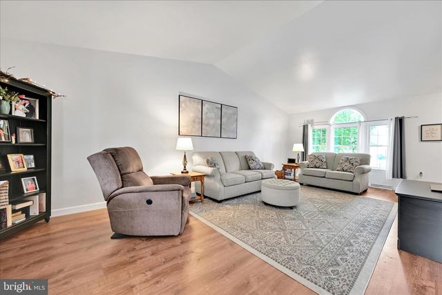 9 N BUTTERFLY DRIVE, Myerstown, PA 17067