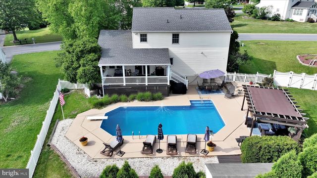 9 N BUTTERFLY DRIVE, Myerstown, PA 17067