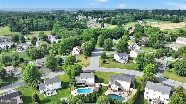 9 N BUTTERFLY DRIVE, Myerstown, PA 17067