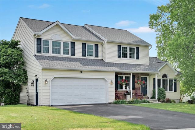 9 N BUTTERFLY DRIVE, Myerstown, PA 17067