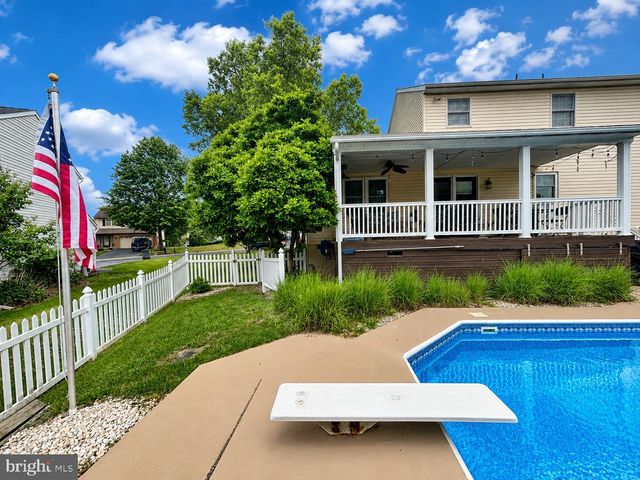 9 N BUTTERFLY DRIVE, Myerstown, PA 17067