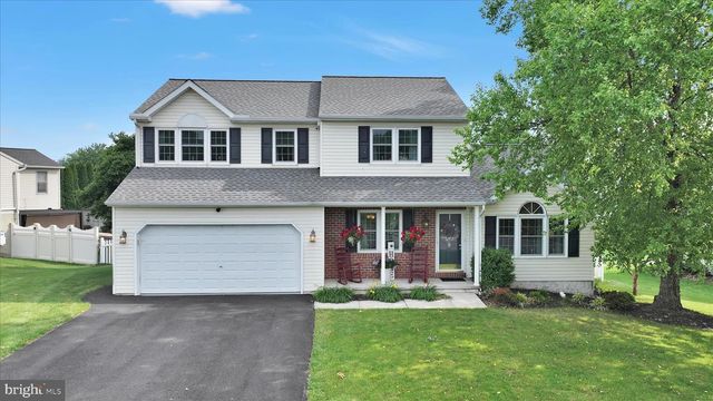 9 N BUTTERFLY DRIVE, Myerstown, PA 17067