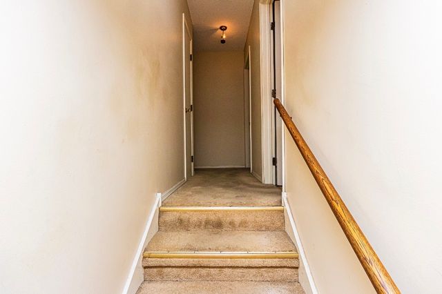 911 COLONADE Road, Shorewood, IL 60404