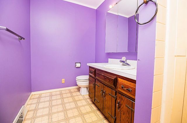 911 COLONADE Road, Shorewood, IL 60404