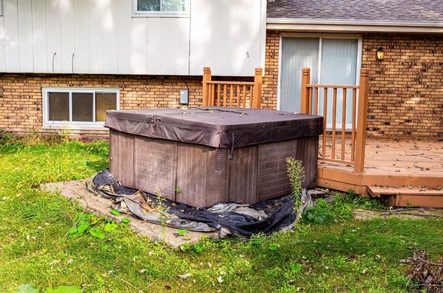 911 COLONADE Road, Shorewood, IL 60404