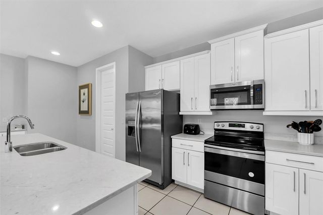 7607 MACKINAW LANE, Kissimmee, FL 34747