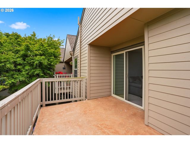 2418 Se BAYPOINT Dr, Vancouver, WA 98683