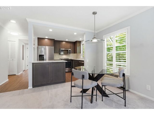 2418 Se BAYPOINT Dr, Vancouver, WA 98683