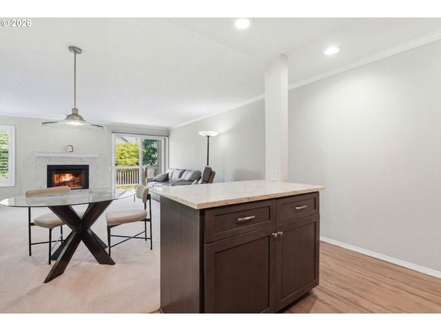 2418 Se BAYPOINT Dr, Vancouver, WA 98683