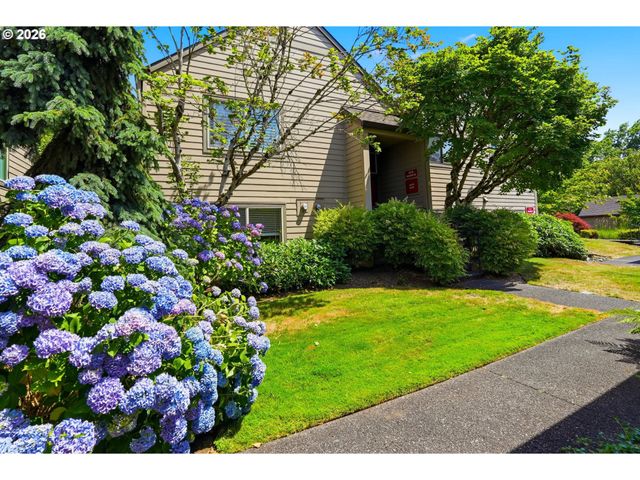 2418 Se BAYPOINT Dr, Vancouver, WA 98683