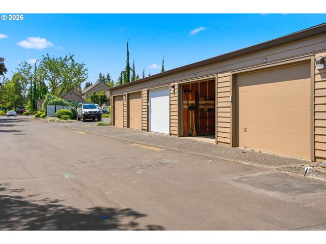 2418 Se BAYPOINT Dr, Vancouver, WA 98683
