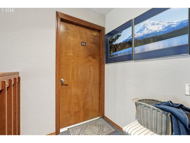 2418 Se BAYPOINT Dr, Vancouver, WA 98683