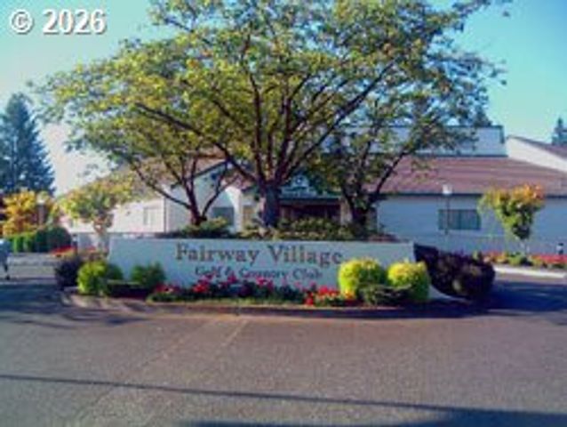 2418 Se BAYPOINT Dr, Vancouver, WA 98683