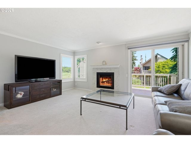2418 Se BAYPOINT Dr, Vancouver, WA 98683