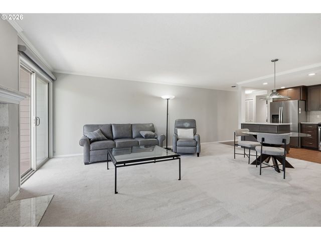 2418 Se BAYPOINT Dr, Vancouver, WA 98683