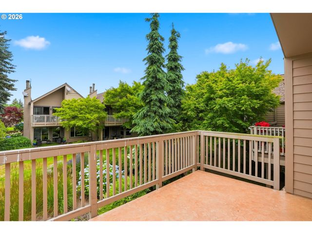2418 Se BAYPOINT Dr, Vancouver, WA 98683