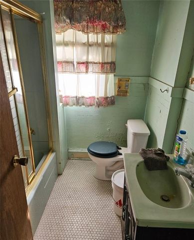 3915 Benton Boulevard, Kansas City, MO 64130