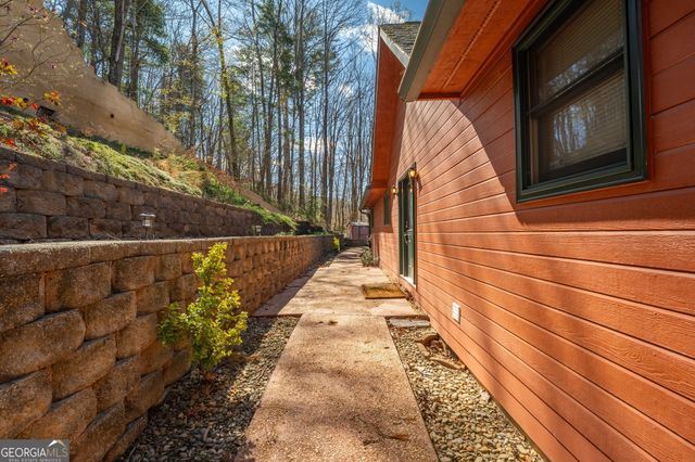 44 Juniper Trail, Clayton, GA 30525