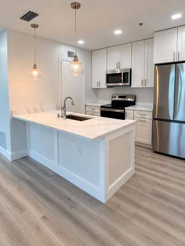 2315 N Congress Avenue 37, Boynton Beach, FL 33426