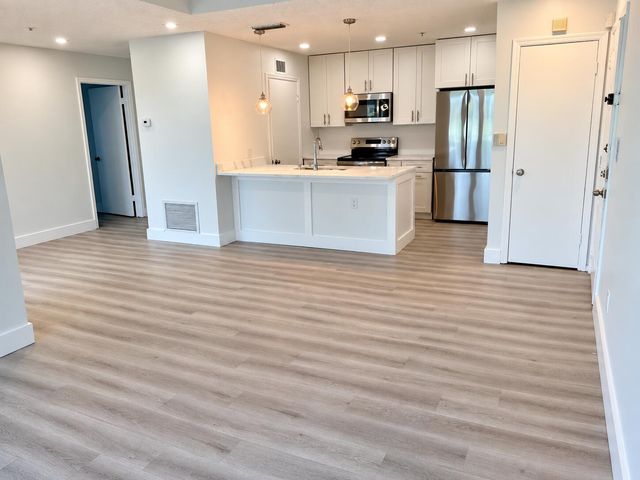 2315 N Congress Avenue 37, Boynton Beach, FL 33426