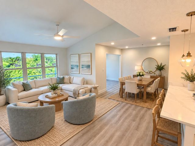 2315 N Congress Avenue 37, Boynton Beach, FL 33426