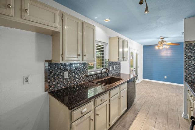 12011 Roan Drive, Houston, TX 77065